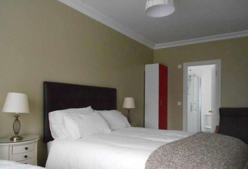 The Yellow House B&b