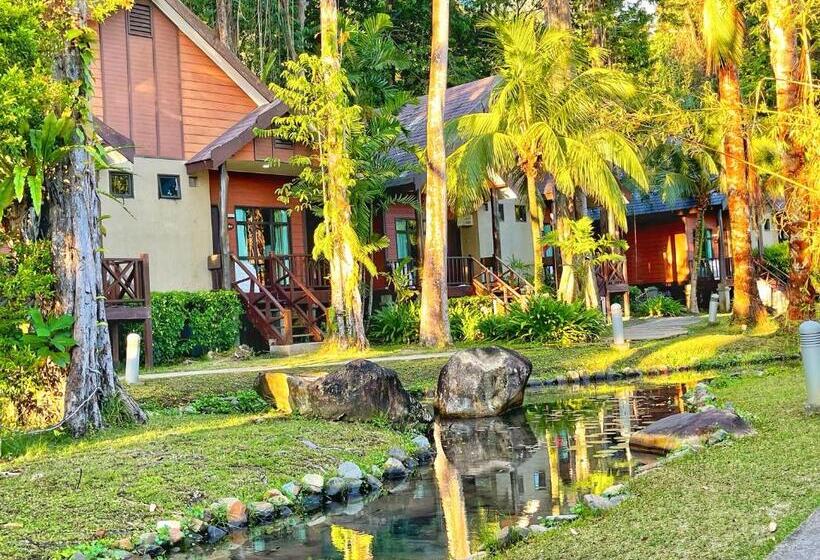 Tunamaya Beach & Spa Resort Tioman Island