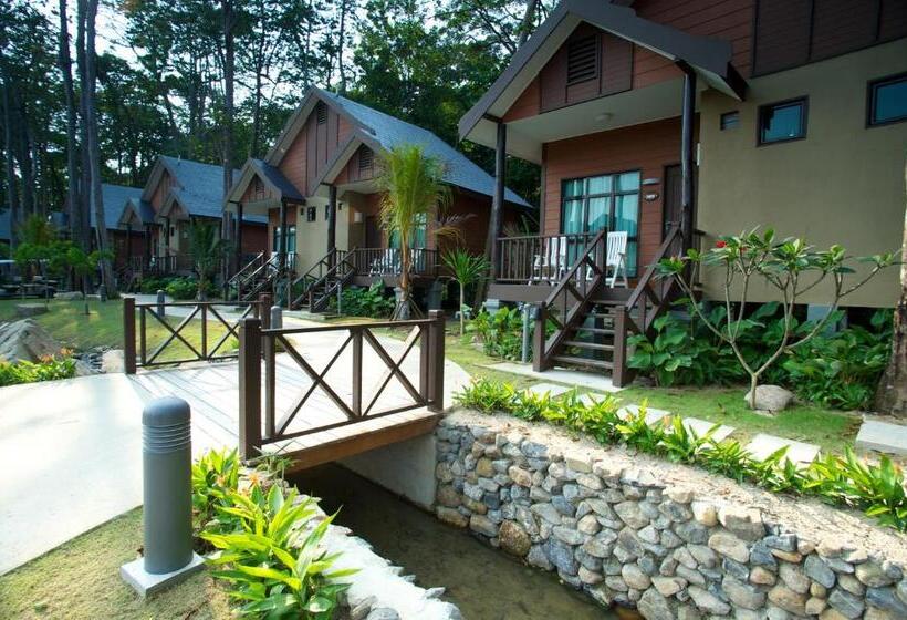 Tunamaya Beach & Spa Resort Tioman Island