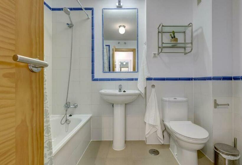 105 Welcoming Andalusian Style 2 Bed Apartment With Views Of Miraflores Golf