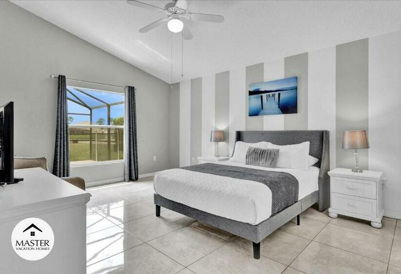 3 Bedrooms   2 Bathrooms   Cumbrian Lakes 4695 Cl