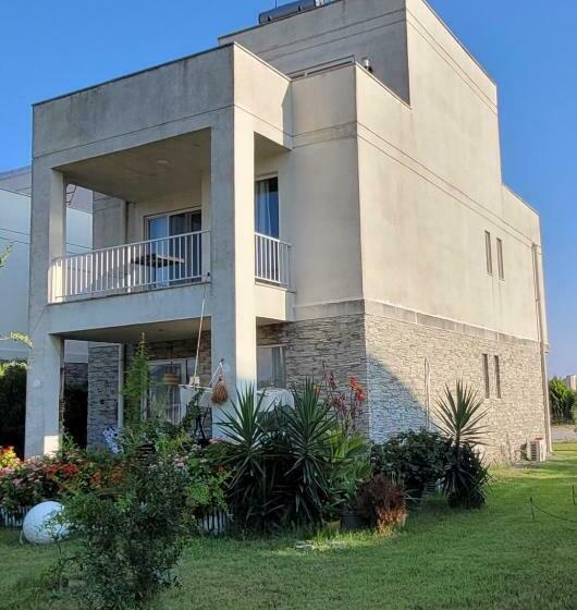 Architect S House With Spacious Veranda In Antalya, Belek