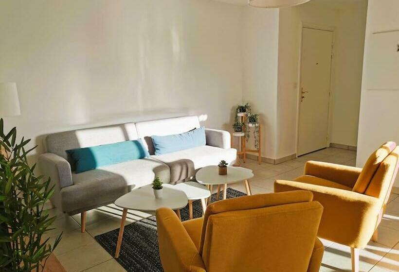 Casteljaloux Appartement 2 Chambres Balcon Parking Résidence Calme