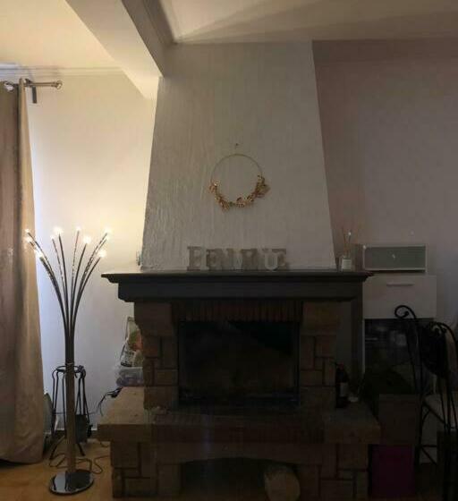 Charmant Cocon Familiale Avec Cheminée Et Jardin