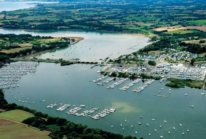 Gite Arc En Ciel Bleu