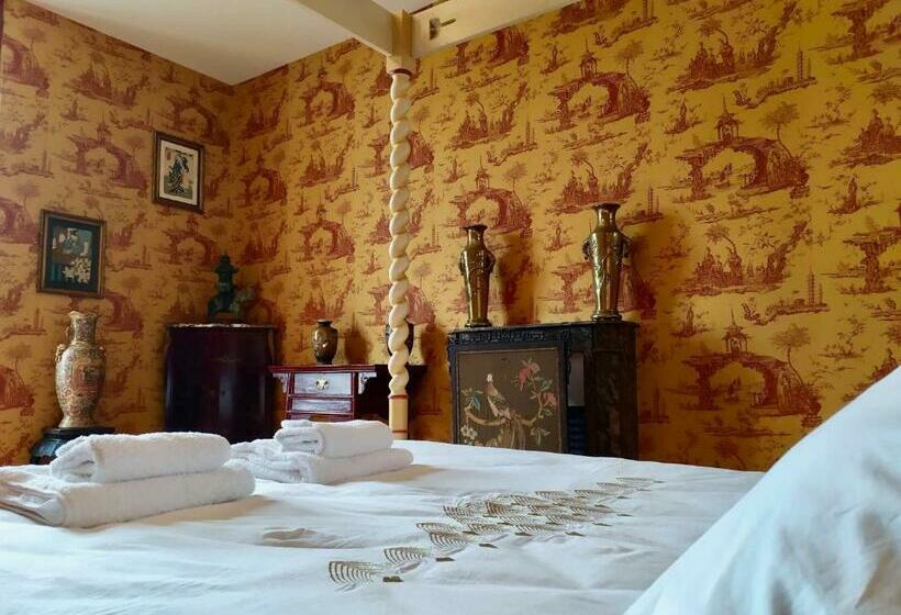 Château Xixème Pour 12 Pers, Parc 1.3ha, Chambres D époque, Proche Commerces, Laval Et Activités