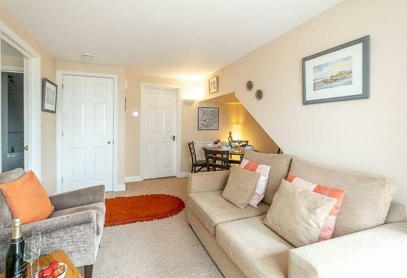 The Haven At Coastguard Court   Aldeburgh Coastal Cottages