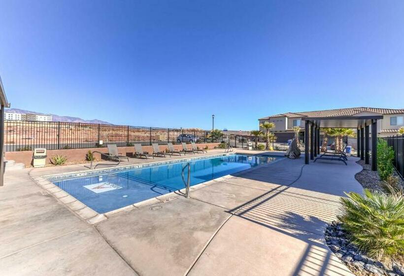 Townhome Desert Dlux