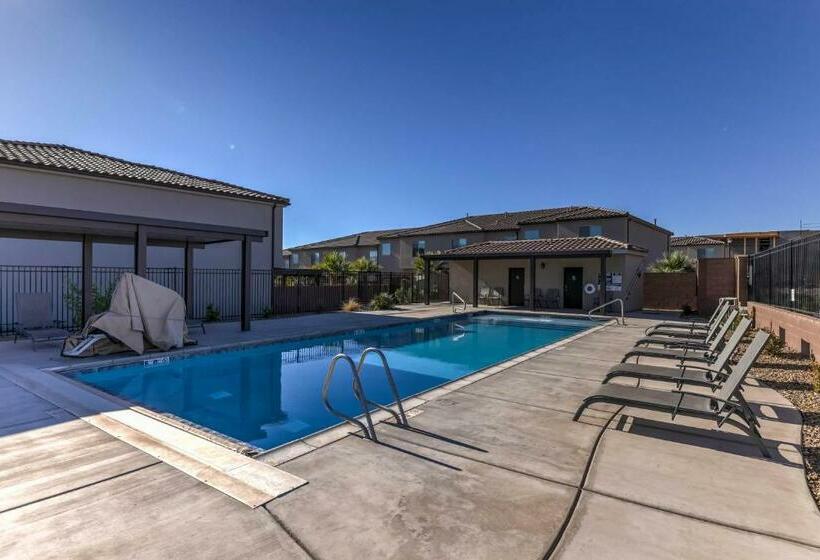 Townhome Desert Dlux