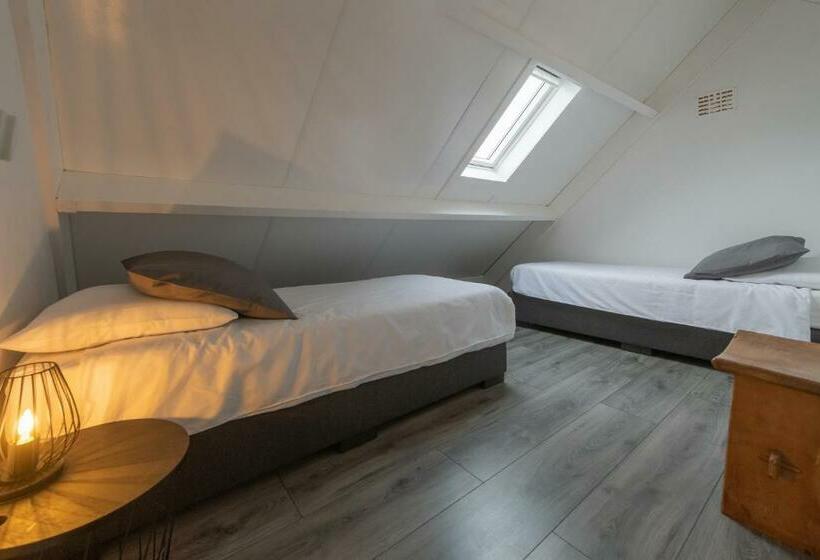 Vrijstaand Huisje, Dichtbij Kinderdijk