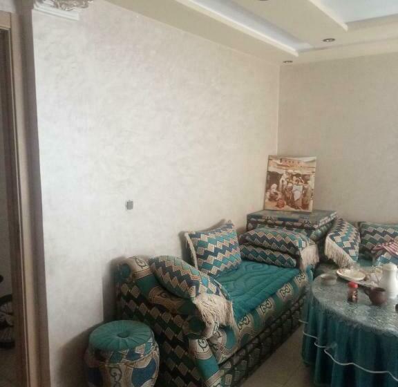 شقة مميزة وحديتة مجهزة