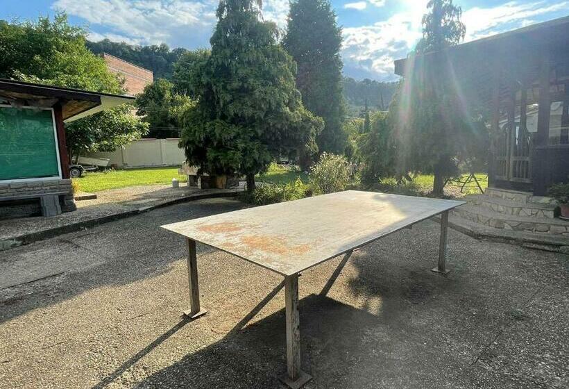 самостоятелна къща за гости на 10 минути от плажа