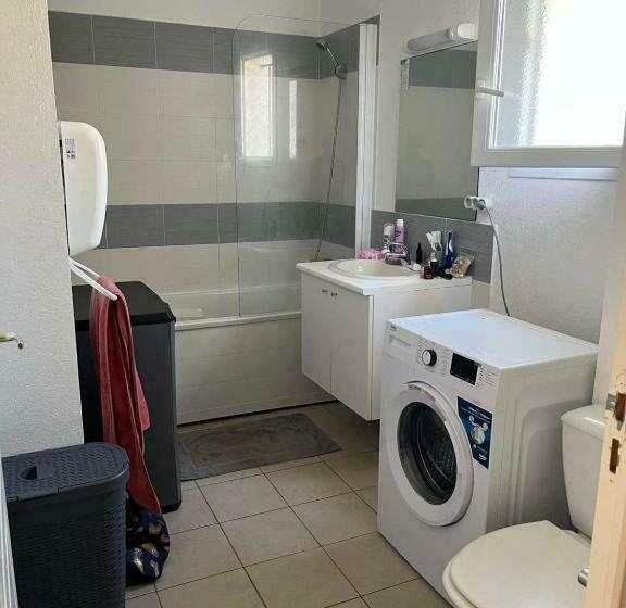 Charmant Logement Avec Piscine à 300 M De La Plage