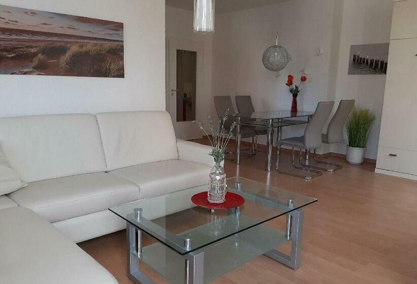 Heinrich Heine Straße App 09   Parkblick