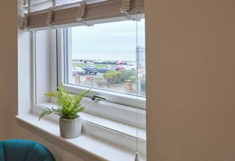 Host & Stay   North Quay Apartments