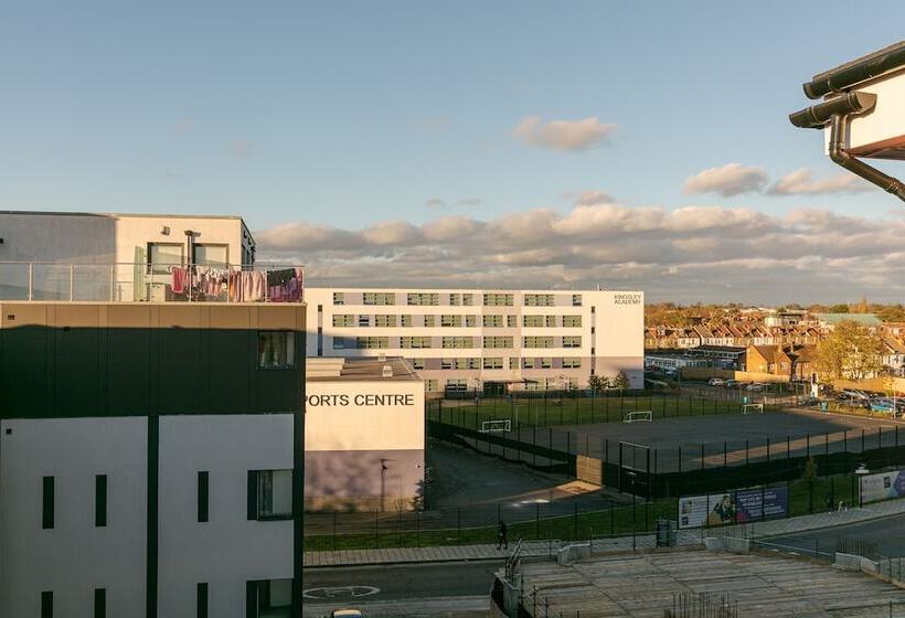 Charles Hope London Hounslow