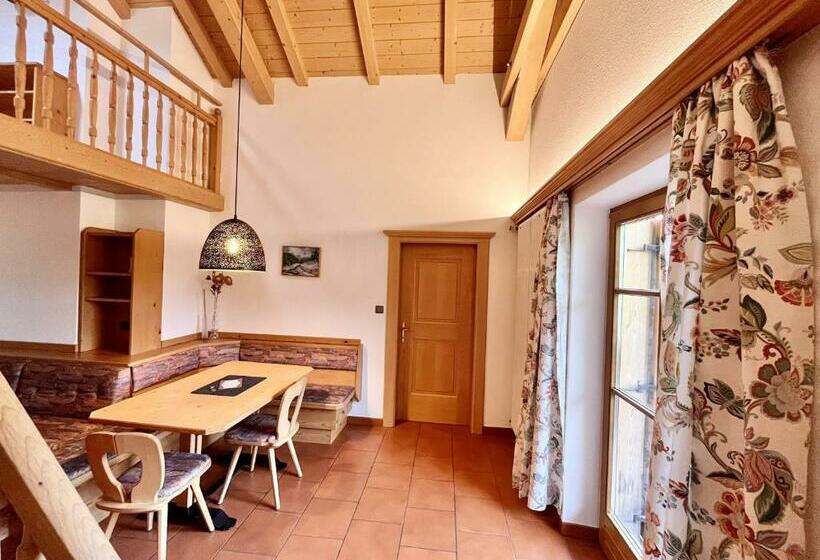 Häuslerhof App Tilia