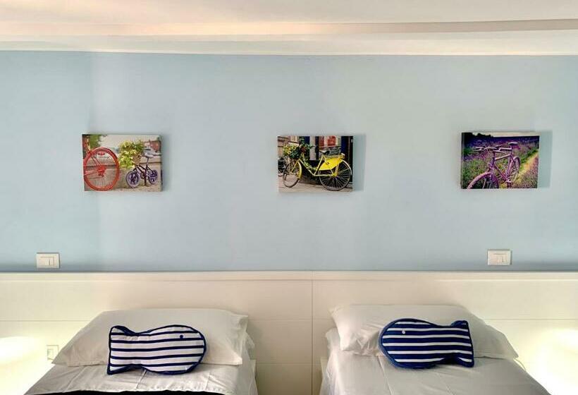 L Angolo Di Mare [centro Di Sirolo]