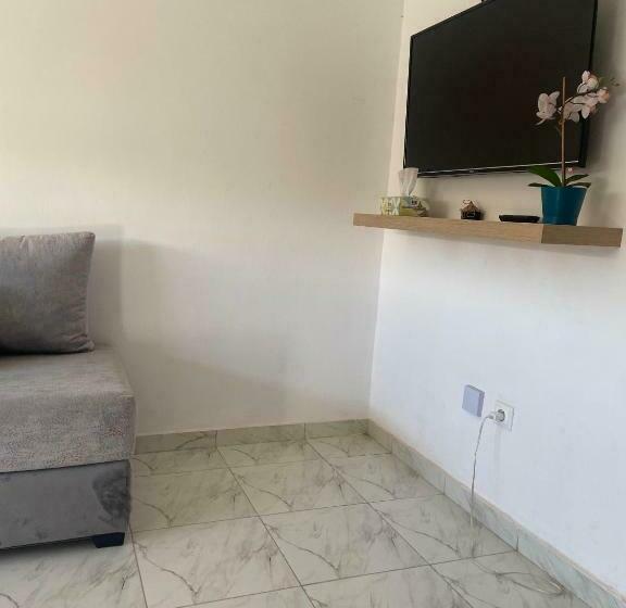 Bel Appartement à 10 Min Du Morocco Mall