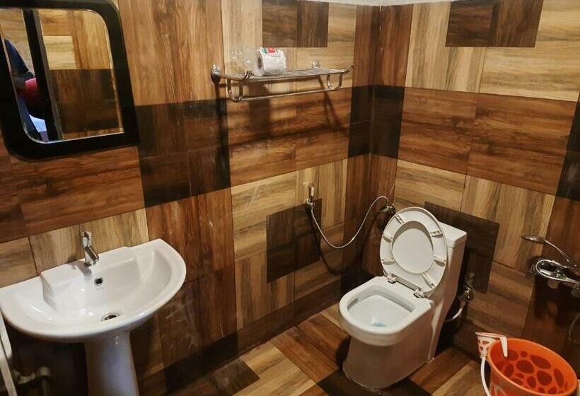 Mountainmist Wooden Cottages