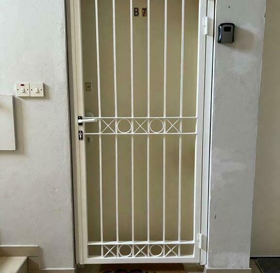 Sea View One Bed Apartment With Pool In Peyia B7