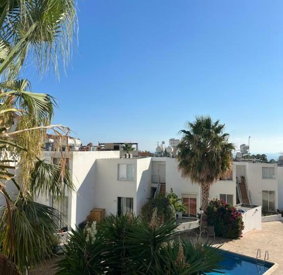 Sea View One Bed Apartment With Pool In Peyia B7