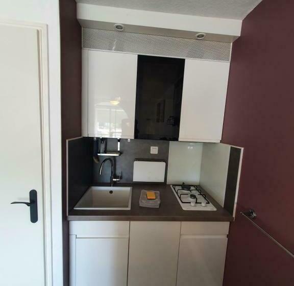 Studio Cabine Mer Et Pinède 26m2: 4pers, Neuf, Cosy