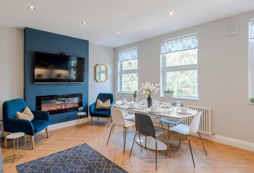 Stunning 3 Bed Duplex Apartment In The Heart Of West Hampstead