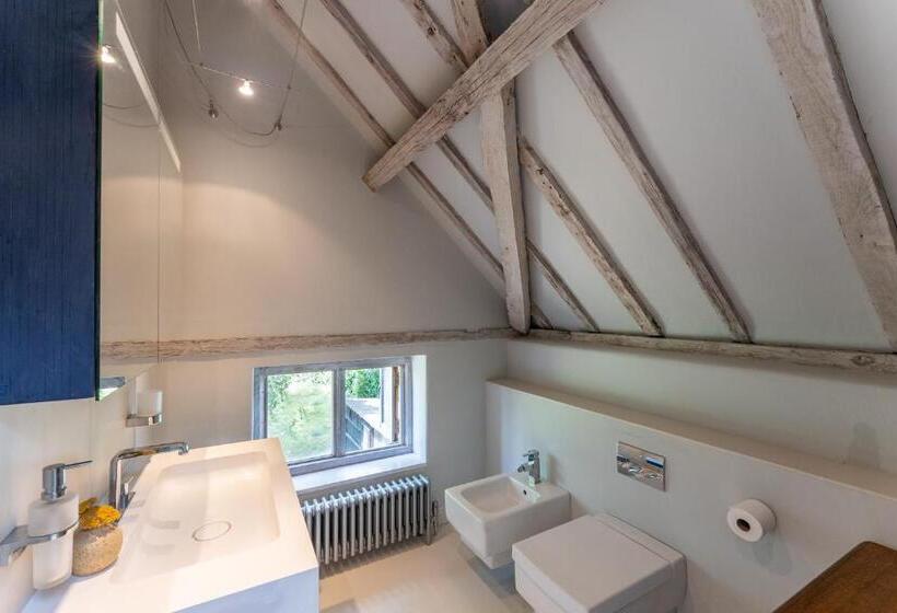 Boddington Mill, Enchanting 3 Bdr Retreat By Oriri