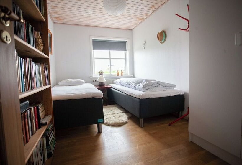 4 Bedroom Apartment   20 Min Walk From City Centre   Nature