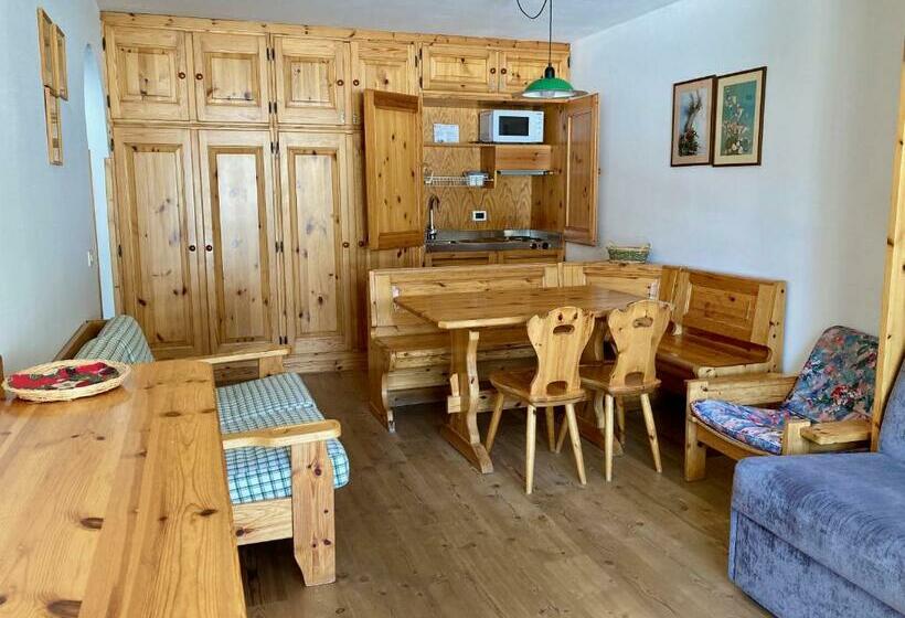 Appartamento A San Cassiano Nel Cuore Dell Alta Val Badia In Confortevole Residence A Pochi Passi Da