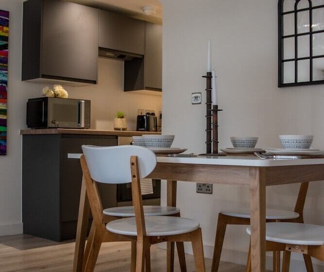 Bv Conditioning House Royal Comfy Suite Bradford