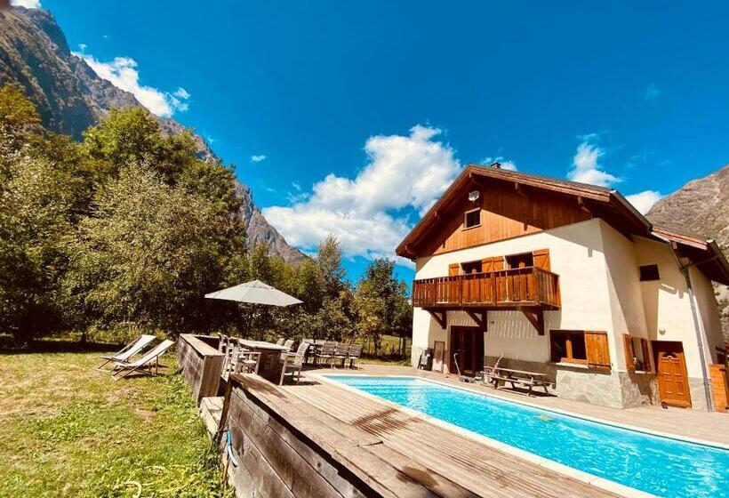 Chalet Les Ecrins