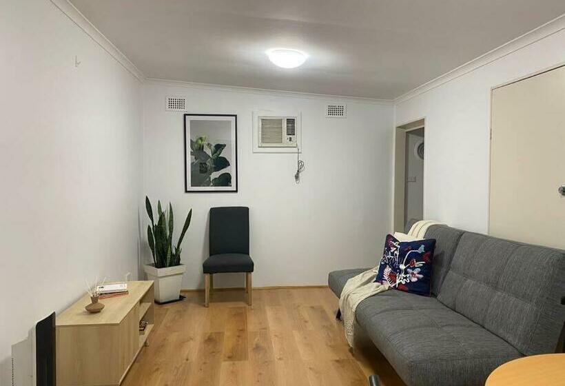 Cosy Guesthouse With Private Garden