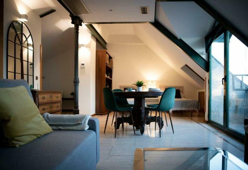 Fabulos ático Con Vistas Al Monasterio