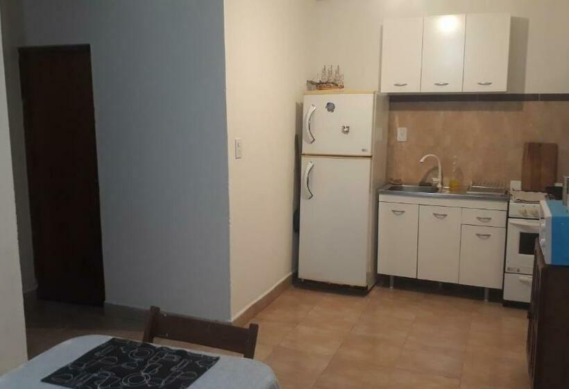 Hermoso Departamento De 1 Dorm, Con Estacionamiento Mediano