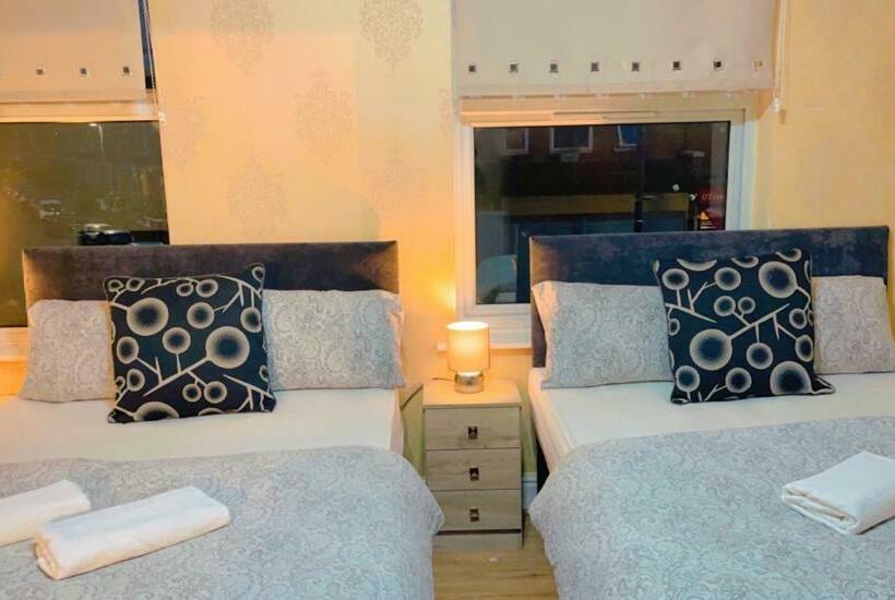 Manchester Old Trafford Apartment