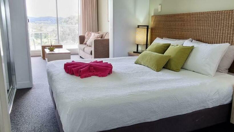 @sea   Ettalong Beach