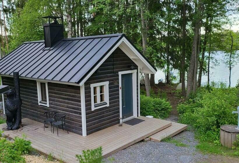 Sääksvilla With Sauna, Lake And Jacuzzi