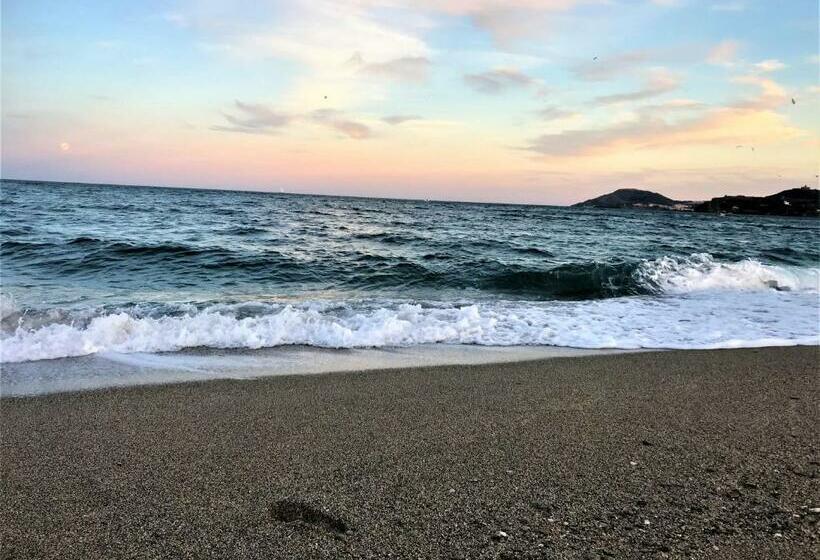 Studio Avec Jardin Front De Mer