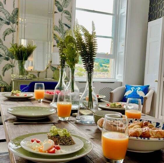 The Paragon Penthouse   Stunning Views Over Bath!