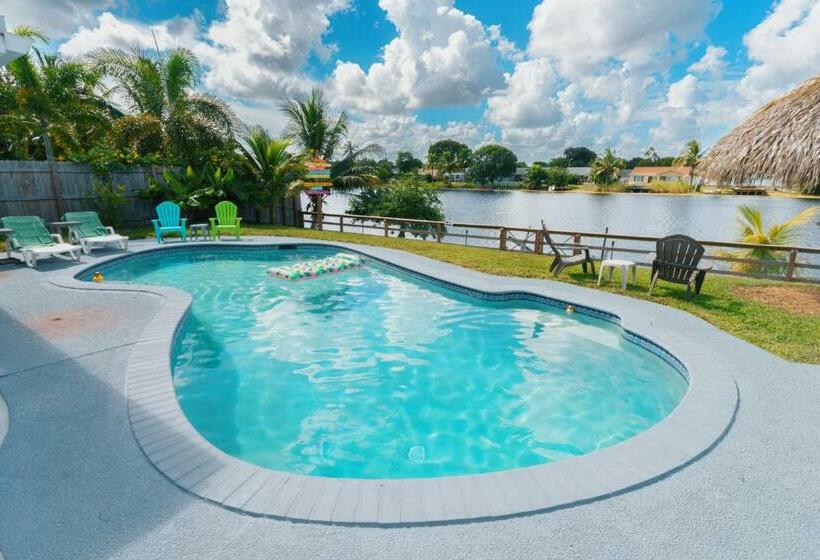 The Sunset Dream   Villa Pool Lake For Families