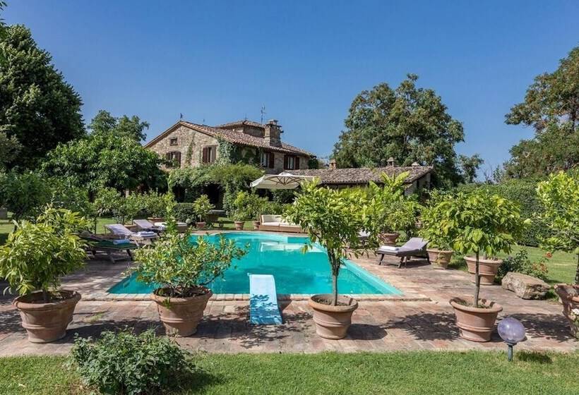 Villa Due Vigne 8, Emma Villas