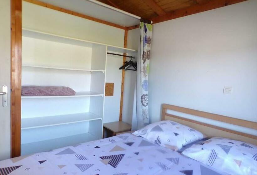 Chalet En Bordure De Forêt