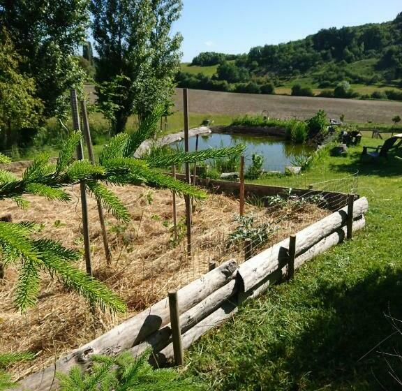 Comfortable Quiet House In The Countryside Porte Du Quercy For 8 People