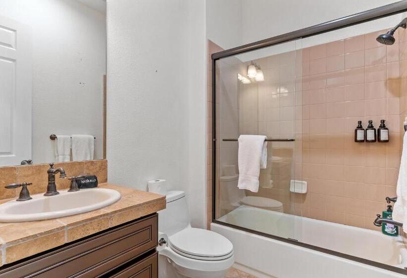 Desert Sunset By Vare Pool Spa Gym Tennis