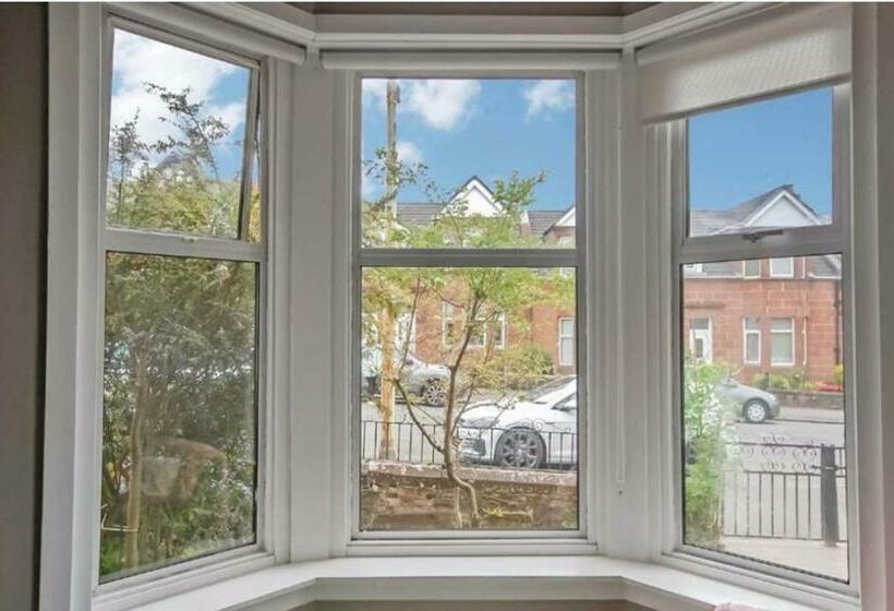 Mid Terrace 3 Bed House