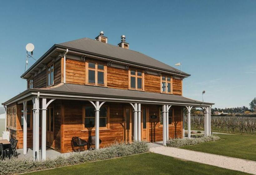 Misty Cove Homestead