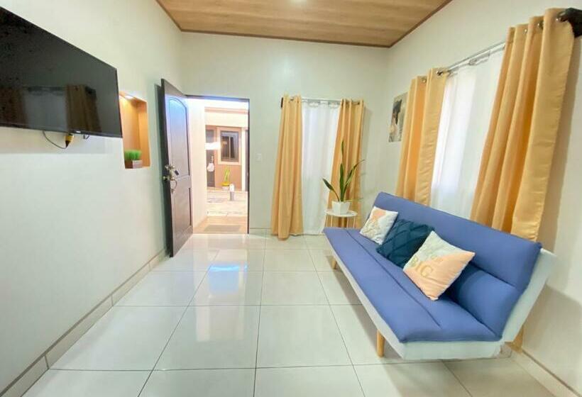 Orange Apartment 5 Min Aeropuerto Juan Santamaria