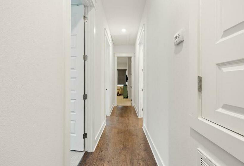 Paradise By The Pool